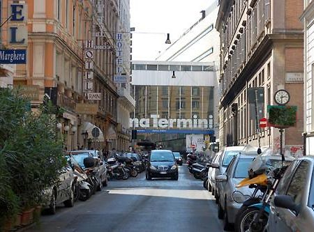 Termini Accommodation ローマ エクステリア 写真